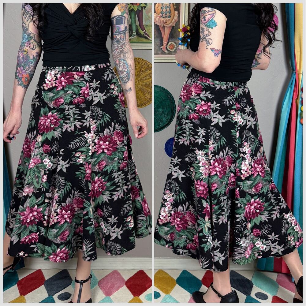 Vintage 1980s Black Garden Floral Trumpet Midi Skirt - Picture 4 of 6